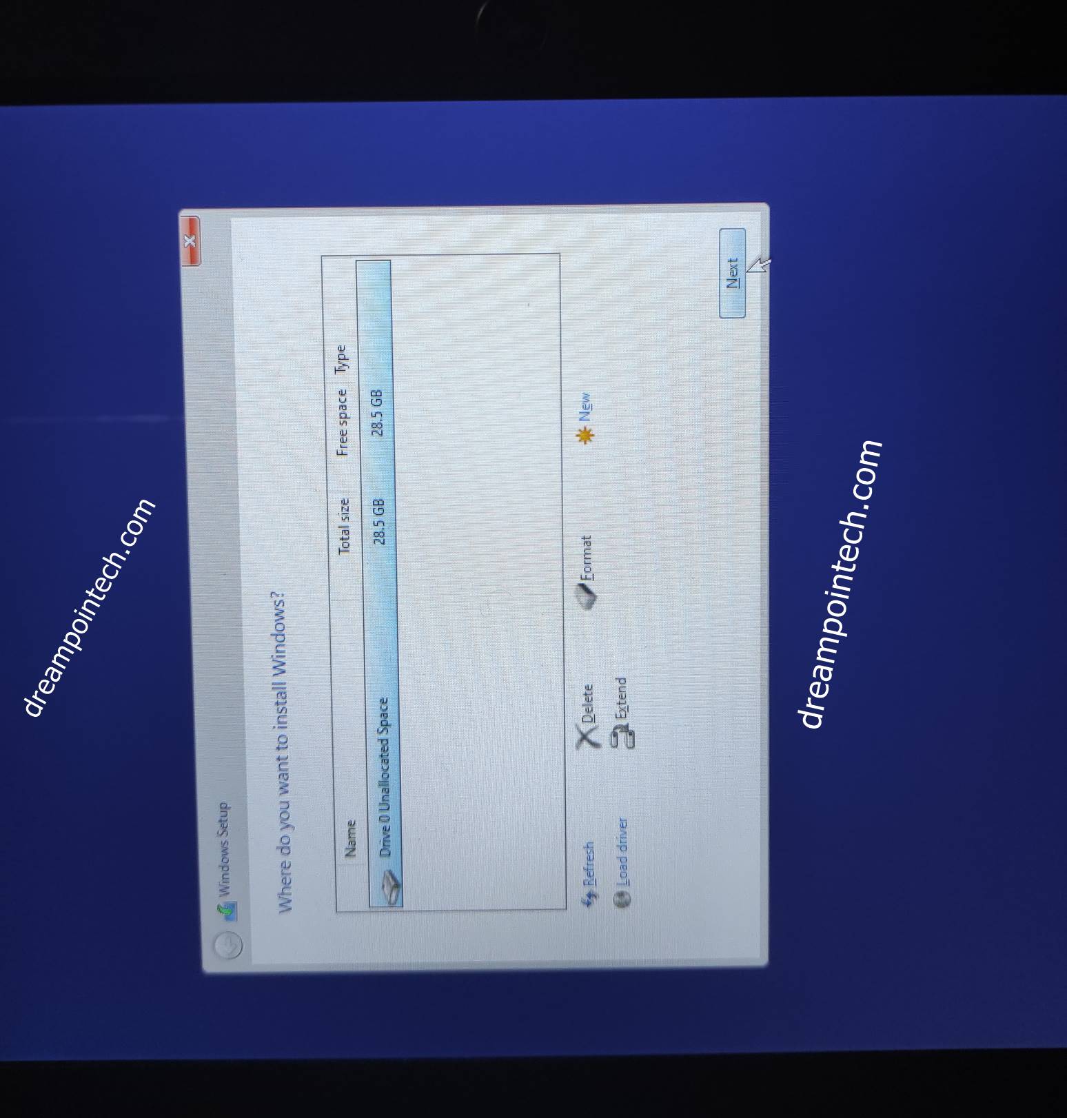 Ensuite, supprimez toutes les partitions jusqu'à ce qu'il ne vous reste plus d'espace non alloué