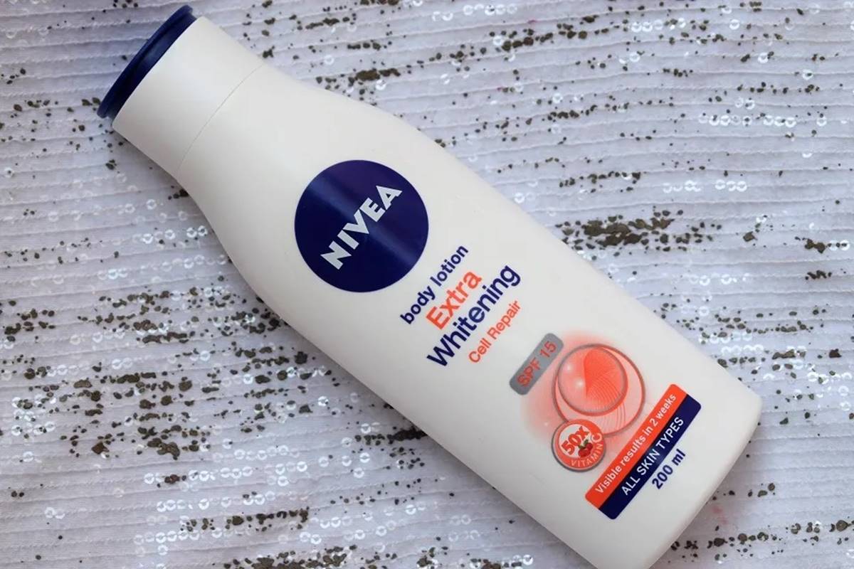 Nivea Extra Whitening