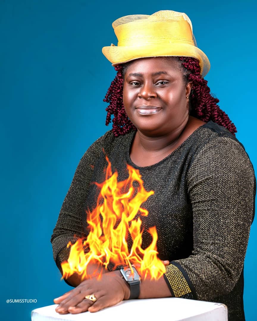 Elizabeth Tekeh Biography